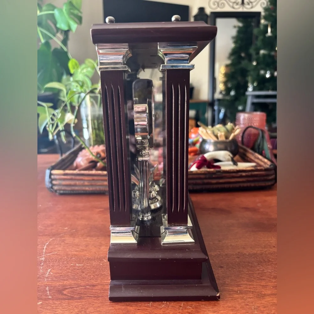 Wallace Silversmiths carriage mantle clock w mahogany finish